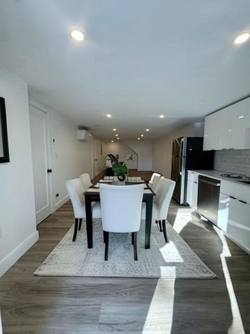 507 Main St 8, Walpole, MA 02081