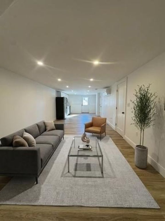 507 Main St 8, Walpole, MA 02081