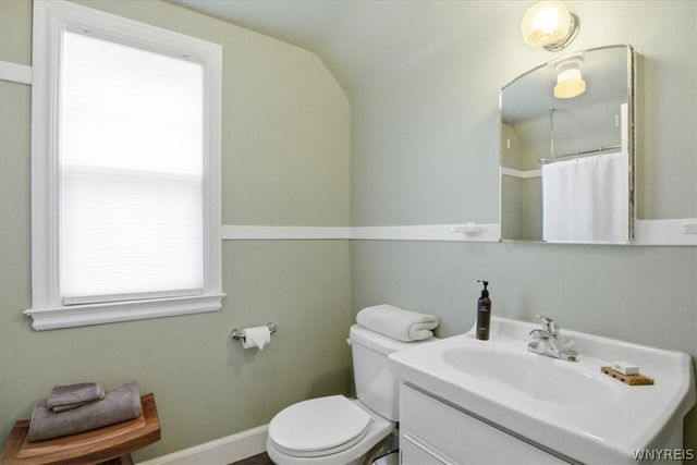 100 Chatham Avenue, Buffalo, NY 14216