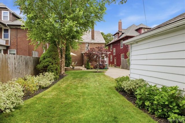 100 Chatham Avenue, Buffalo, NY 14216