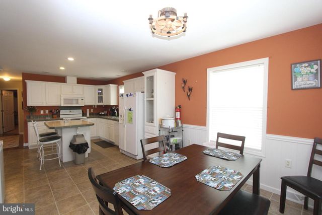 77 REAGAN COURT, Millville, NJ 08332