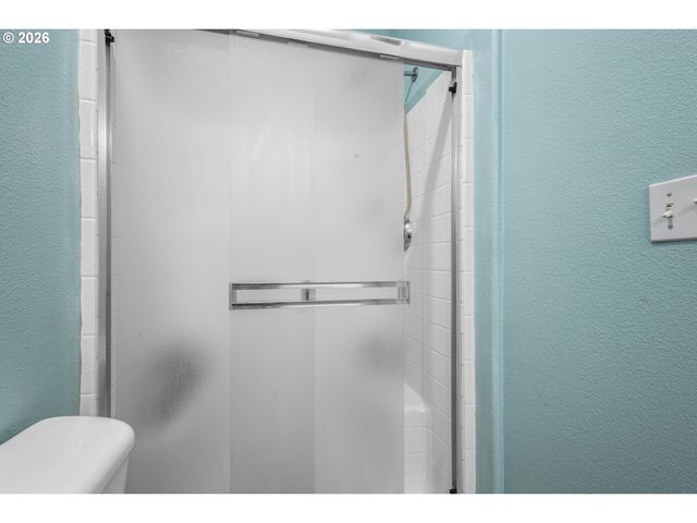 19900 Sw POPLARWOOD Pl, Tualatin, OR 97062