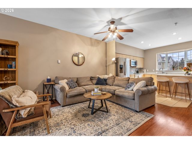 19900 Sw POPLARWOOD Pl, Tualatin, OR 97062