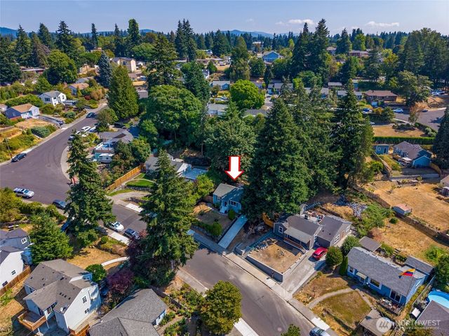 512 Bronson Place NE, Renton, WA 98056