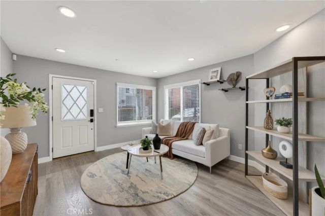 1124 S Mayflower, Monrovia, CA 91016