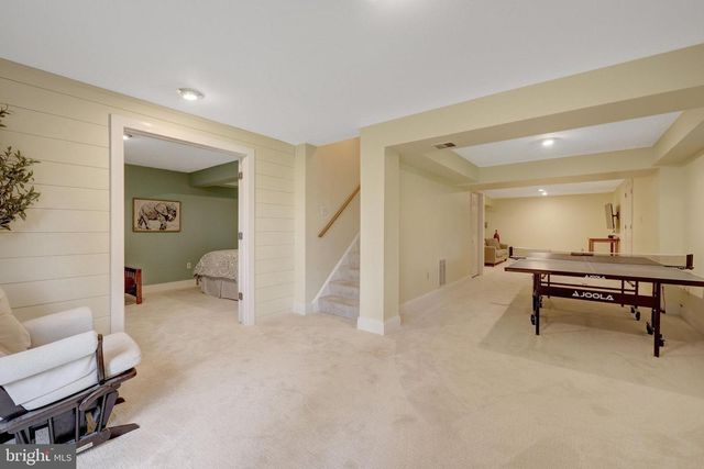 10904 BELGRAVIA CT, Great Falls, VA 22066