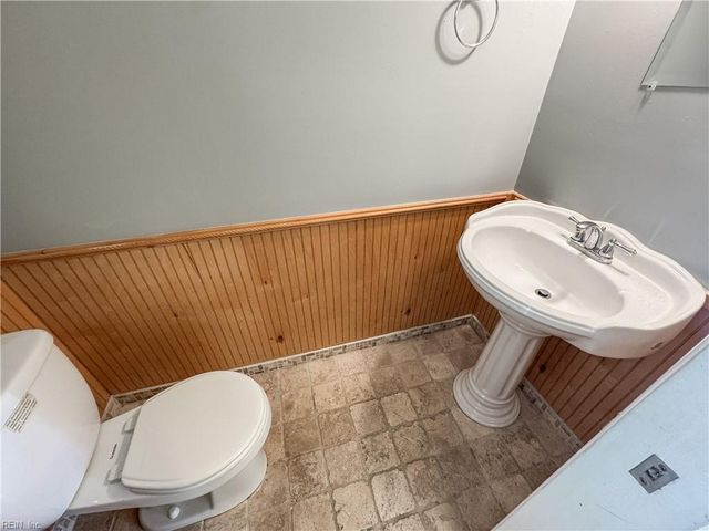 4825 Afton CT, Virginia Beach, VA 23462