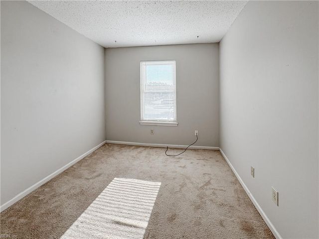 4825 Afton CT, Virginia Beach, VA 23462