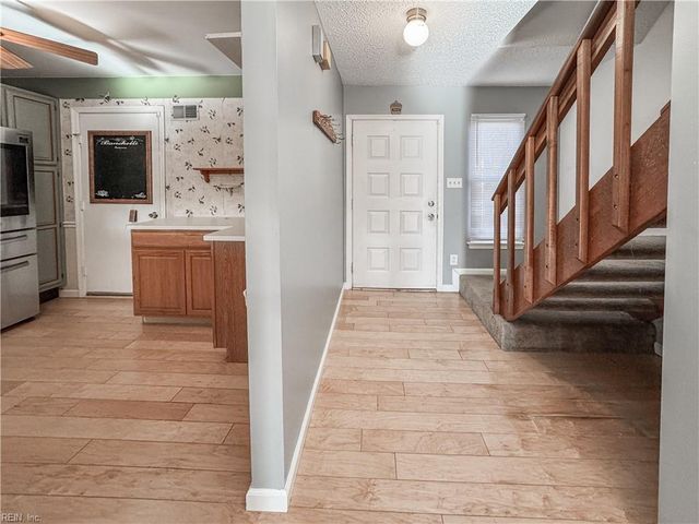 4825 Afton CT, Virginia Beach, VA 23462