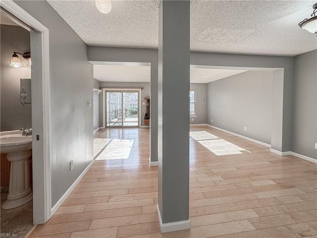 4825 Afton CT, Virginia Beach, VA 23462