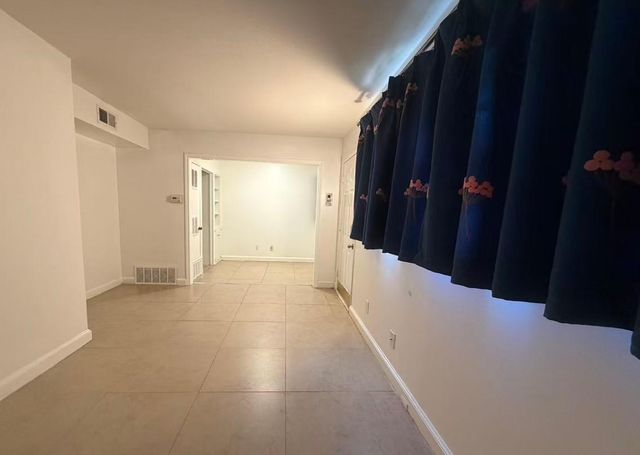 803 W 28th ST 101, Austin, TX 78705