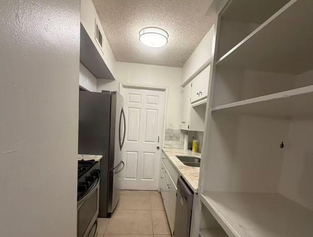803 W 28th ST 101, Austin, TX 78705