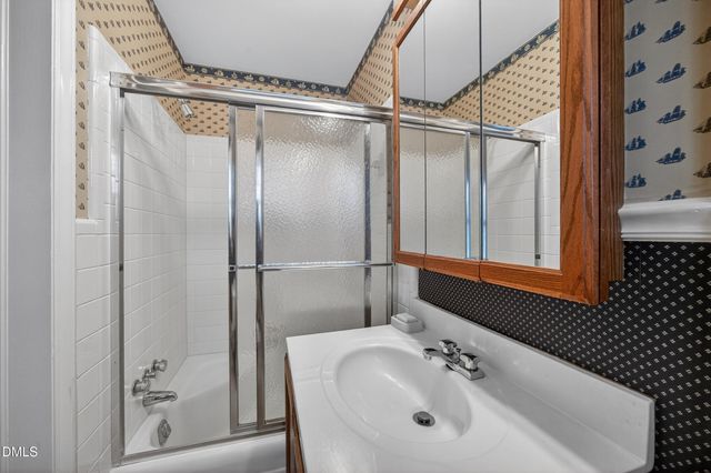 1143 Geneva Albright Road, Graham, NC 27253