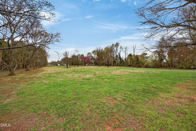 1143 Geneva Albright Road, Graham, NC 27253