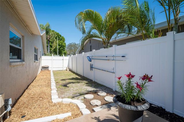 12312 89TH TERRACE, Seminole, FL 33772