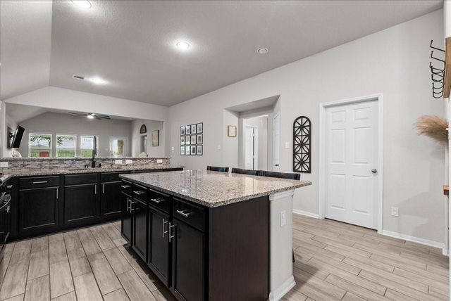 2207 Islawild Way, Texas City, TX 77510