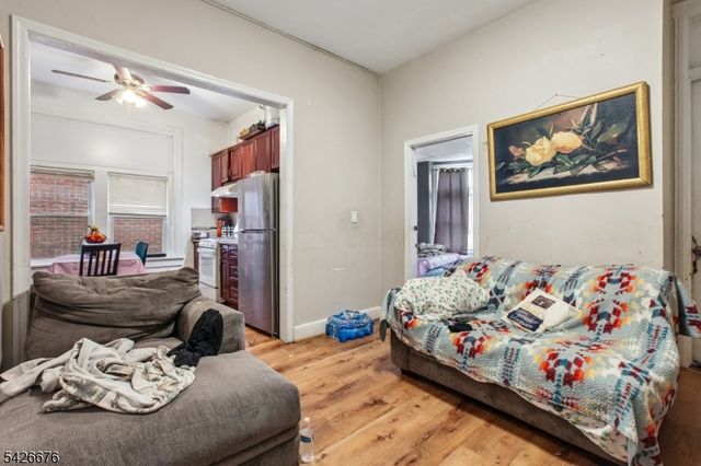 410 E Main St, Bound Brook Boro, NJ 08805