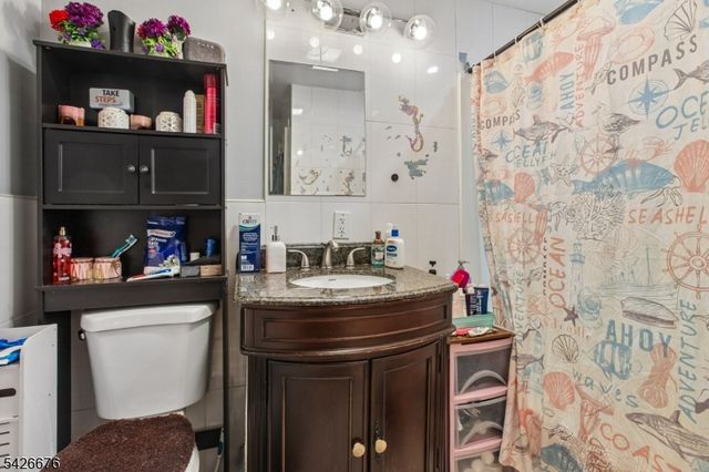 410 E Main St, Bound Brook Boro, NJ 08805