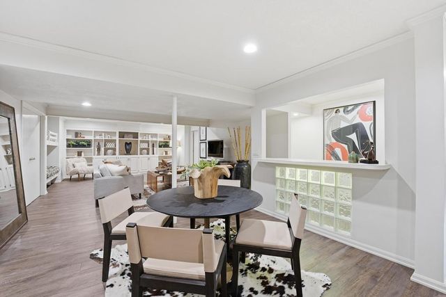 76 Le Mans Court, Prairie Village, KS 66208