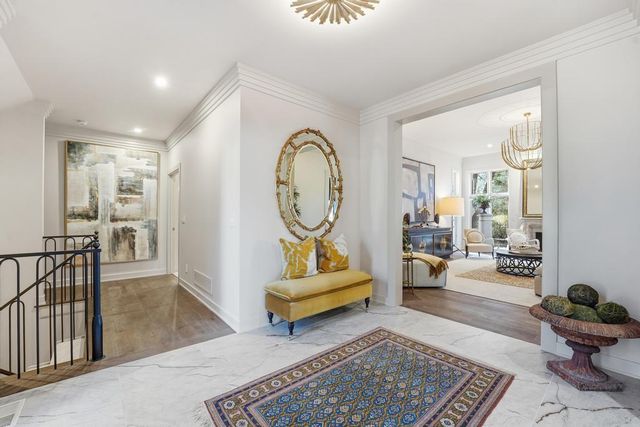 76 Le Mans Court, Prairie Village, KS 66208