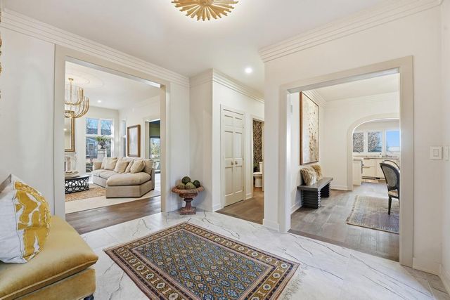 76 Le Mans Court, Prairie Village, KS 66208