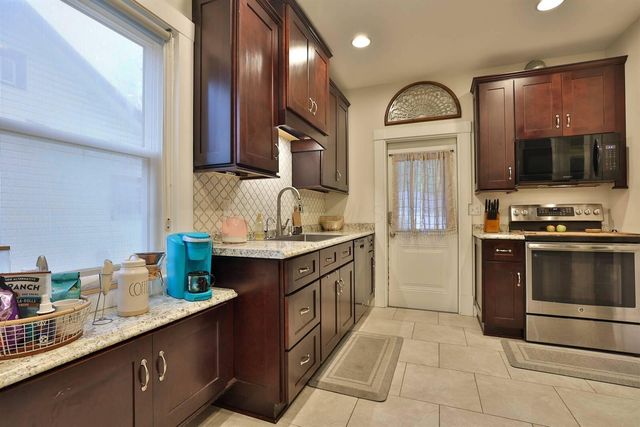 525 Watervliet Avenue, Dayton, OH 45420