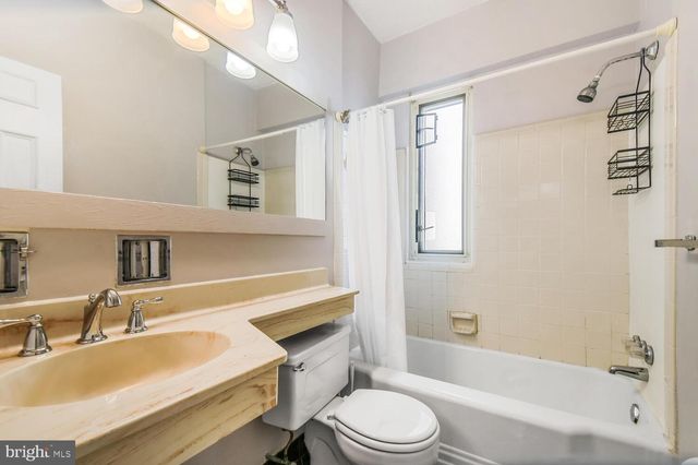 1727 MASSACHUSETTS AVENUE # 614, Washington, DC 20036