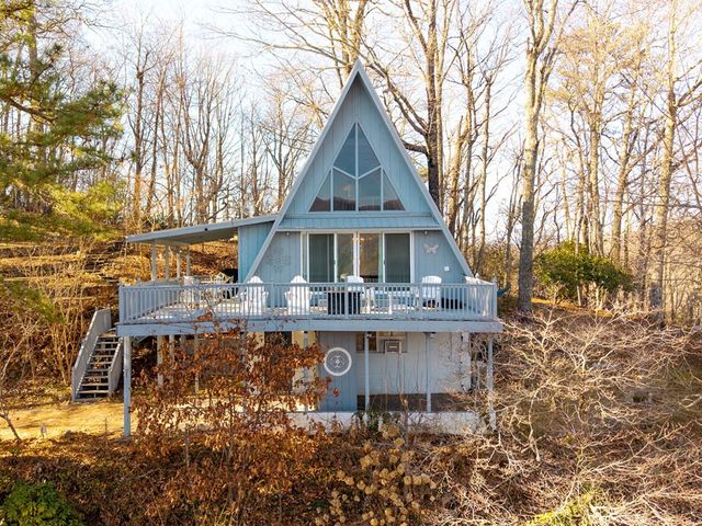 889 Big Ridge Road, Franklin, NC 28734