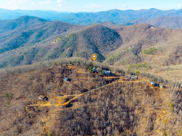 889 Big Ridge Road, Franklin, NC 28734