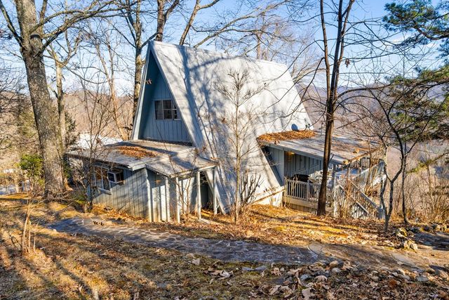 889 Big Ridge Road, Franklin, NC 28734
