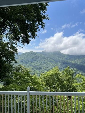 889 Big Ridge Road, Franklin, NC 28734