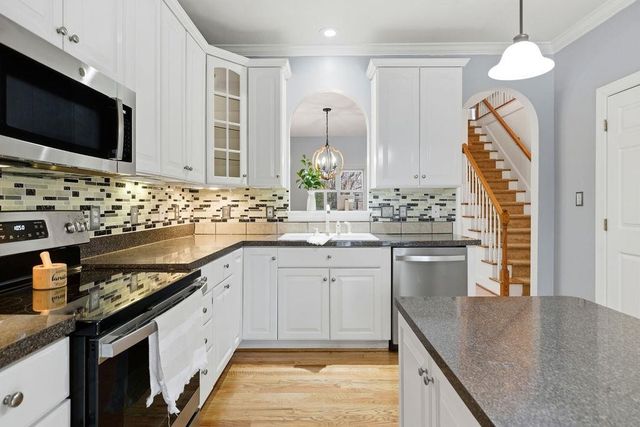 47 VILLA VIEW DR, Staunton, VA 24401