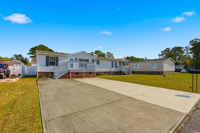 3136 Lyndon Dr., Little River, SC 29566