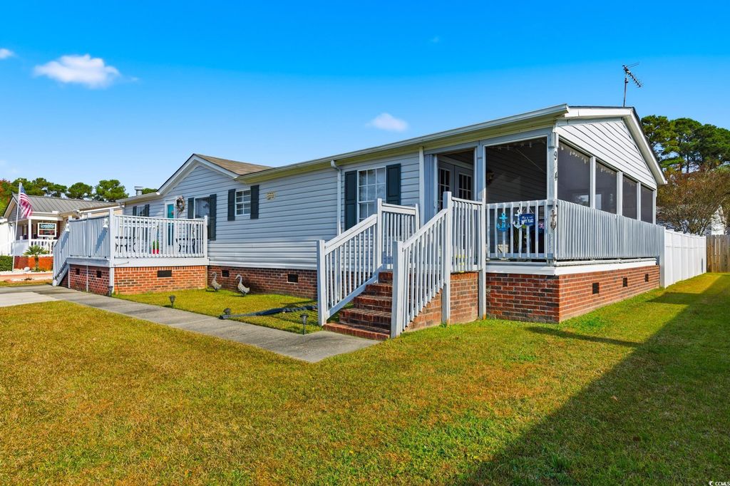 3136 Lyndon Dr., Little River, SC 29566