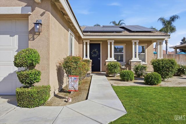 4504 Basque Street, Bakersfield, CA 93313
