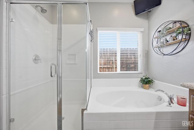 4504 Basque Street, Bakersfield, CA 93313