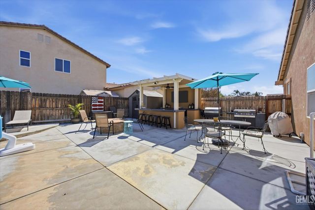 4504 Basque Street, Bakersfield, CA 93313