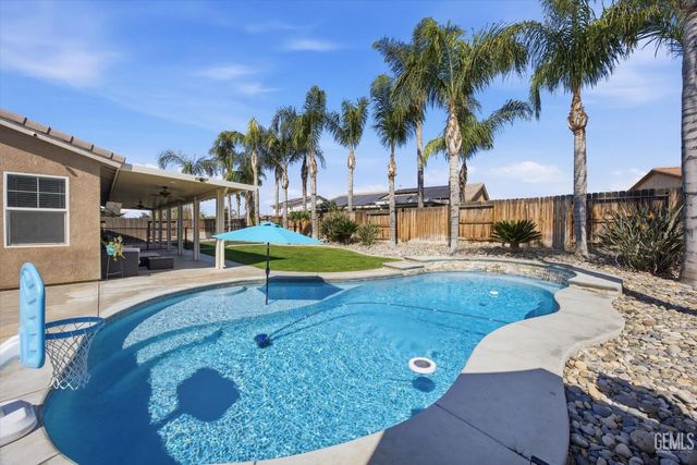 4504 Basque Street, Bakersfield, CA 93313