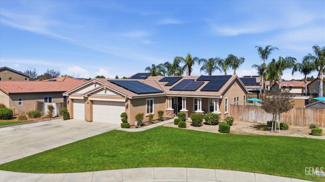 4504 Basque Street, Bakersfield, CA 93313