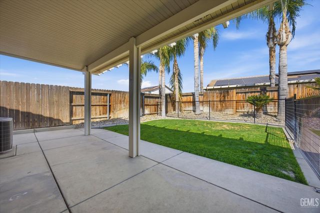 4504 Basque Street, Bakersfield, CA 93313