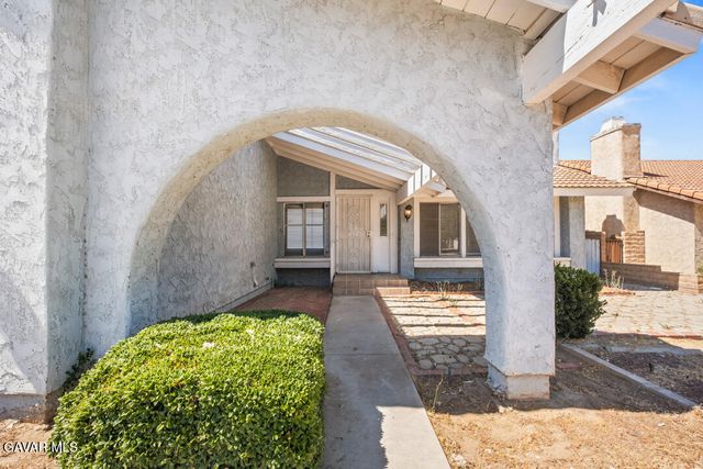 1253 Morven Street, Lancaster, CA 93535