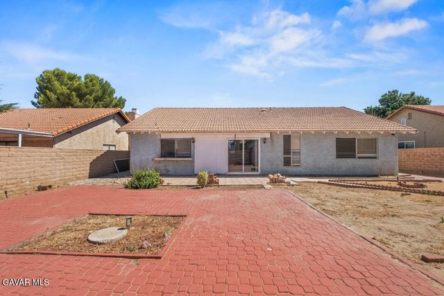 1253 Morven Street, Lancaster, CA 93535