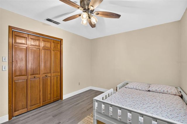 11037 GIFFORD DR, Spring Hill, FL 34608