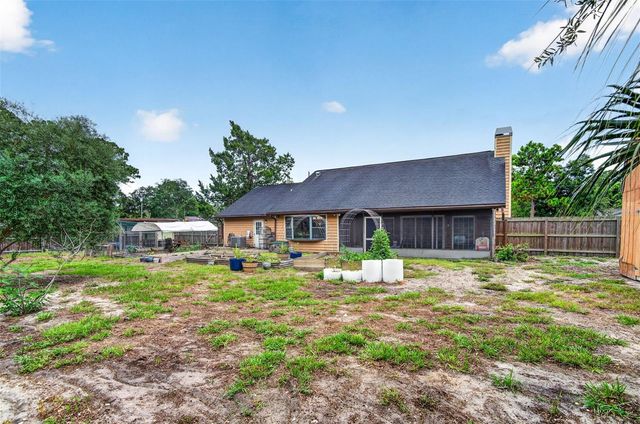 11037 GIFFORD DR, Spring Hill, FL 34608