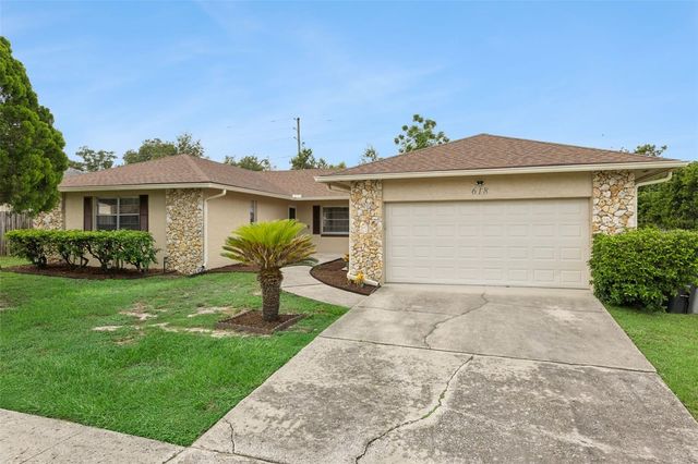 618 HATTAWAY DRIVE, Altamonte Springs, FL 32701