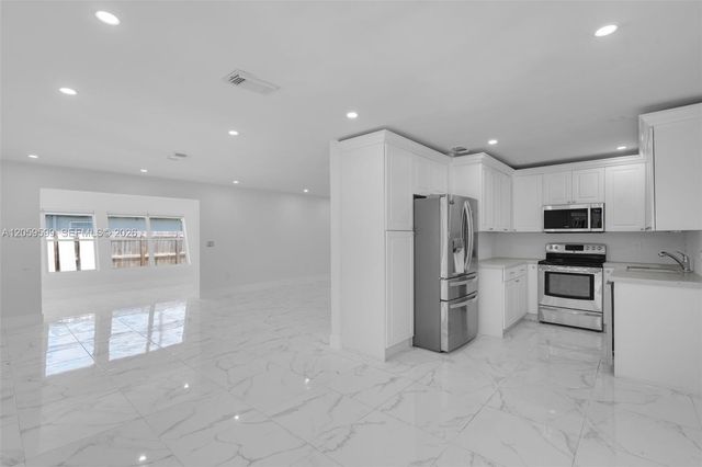 3120 SW 17th Street, Fort Lauderdale, FL 33312