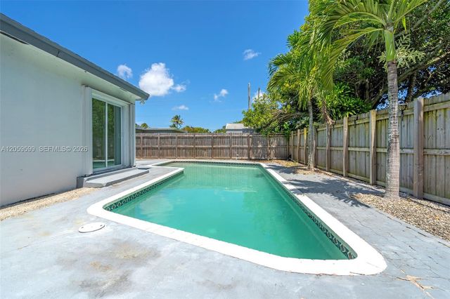 3120 SW 17th Street, Fort Lauderdale, FL 33312