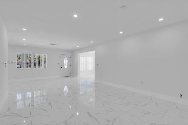 3120 SW 17th Street, Fort Lauderdale, FL 33312