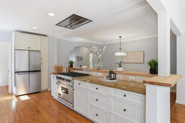 453 26th Avenue, San Mateo, CA 94403