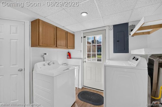 942 Panorama Drive, Milford, MI 48381